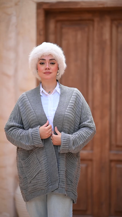 Wide open cardigan with a pocket