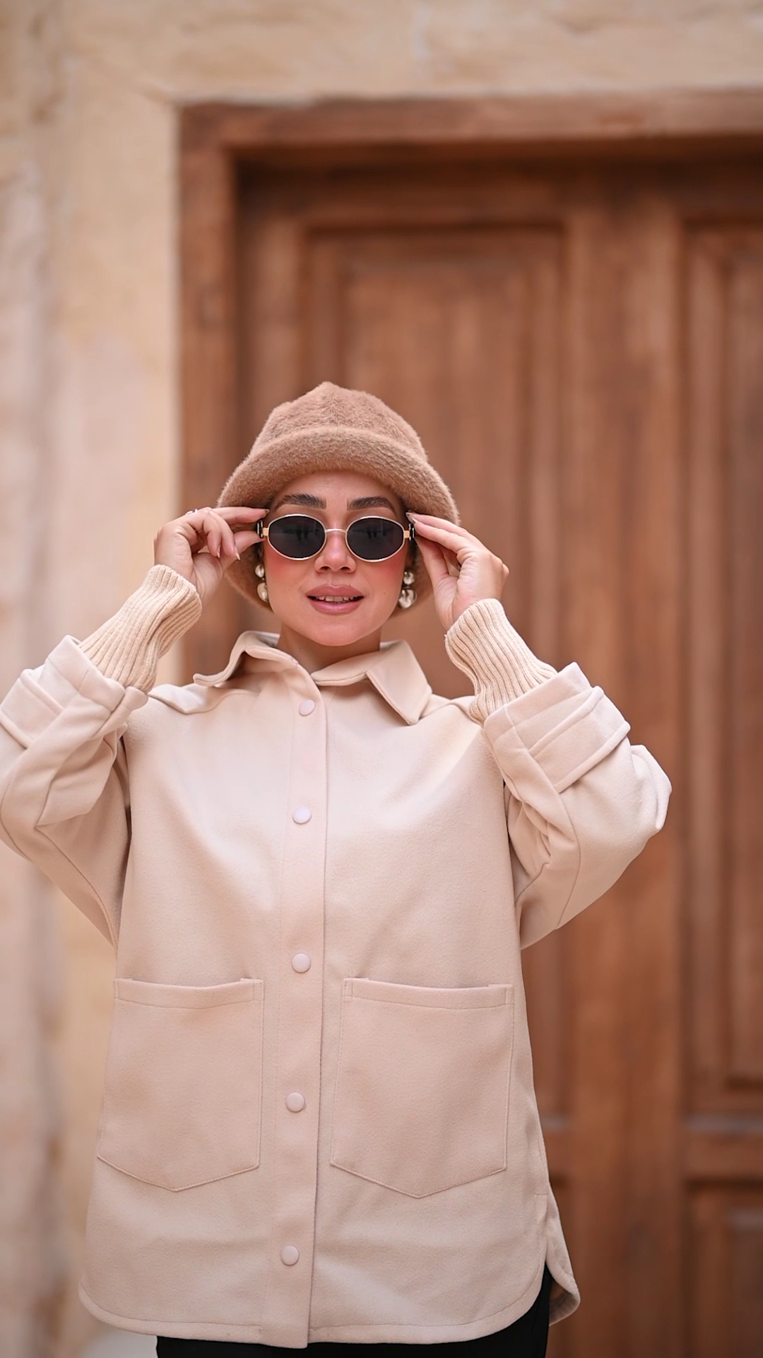 Oversize Women's Shirt Jacket with pocket