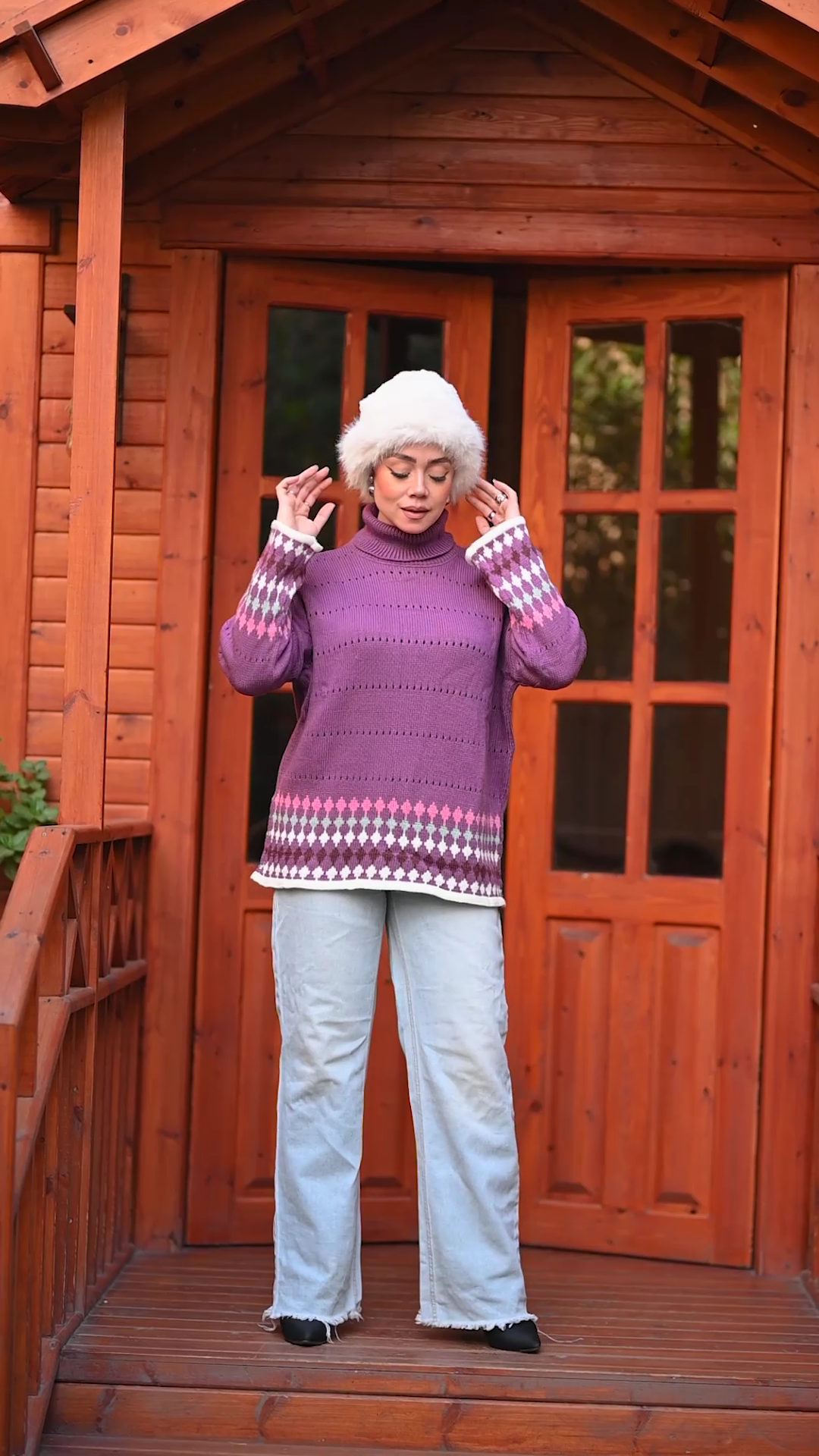 Turtleneck with Colorful Diamond Pattern