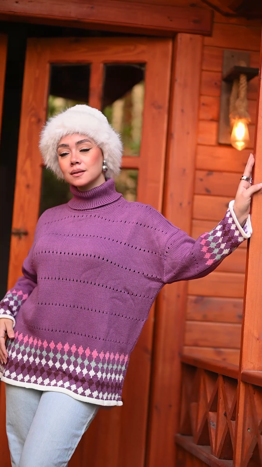 Turtleneck with Colorful Diamond Pattern